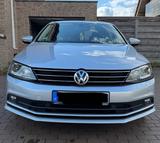 Volkswagen Jetta 2.0 TDI BlueMotion - Volkswagen Jetta: Bluemotion
