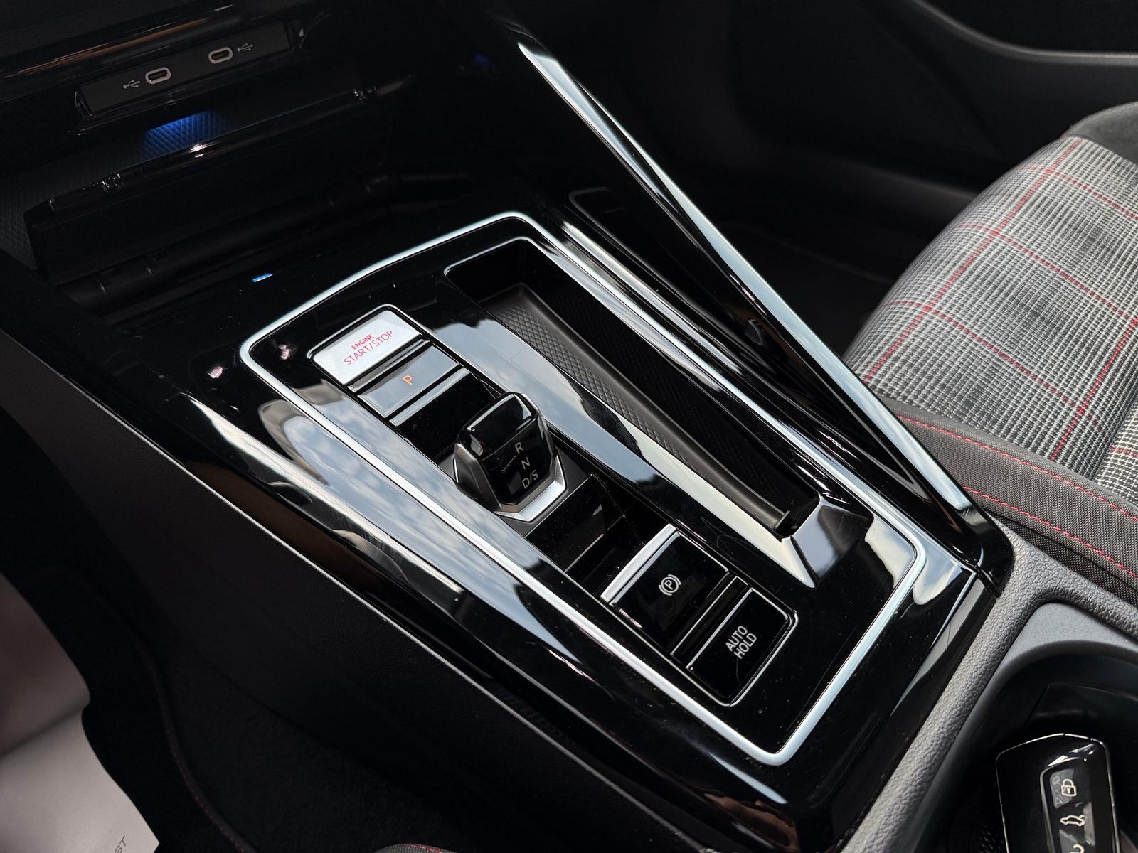 Volkswagen Golf GTI 2.0 TSI/DSG/LED/ACC/APP/KAMERA/AMBIENTE, миниатюра 11