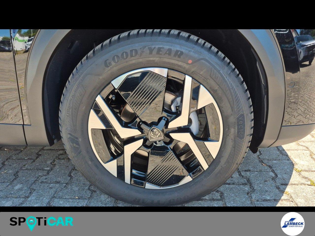 Peugeot 2008 GT 1.2 PureTech 130 EAT8 ACC+Alcantara+LED