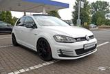 Volkswagen Golf VII 2.0 GTD PANO XENON PDC NAVI ACC - Volkswagen Golf mit Diesel-Antrieb: Limousine, Schaltgetriebe