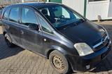 Opel Meriva 1.6 Essentia Essentia - Opel Meriva: Essentia