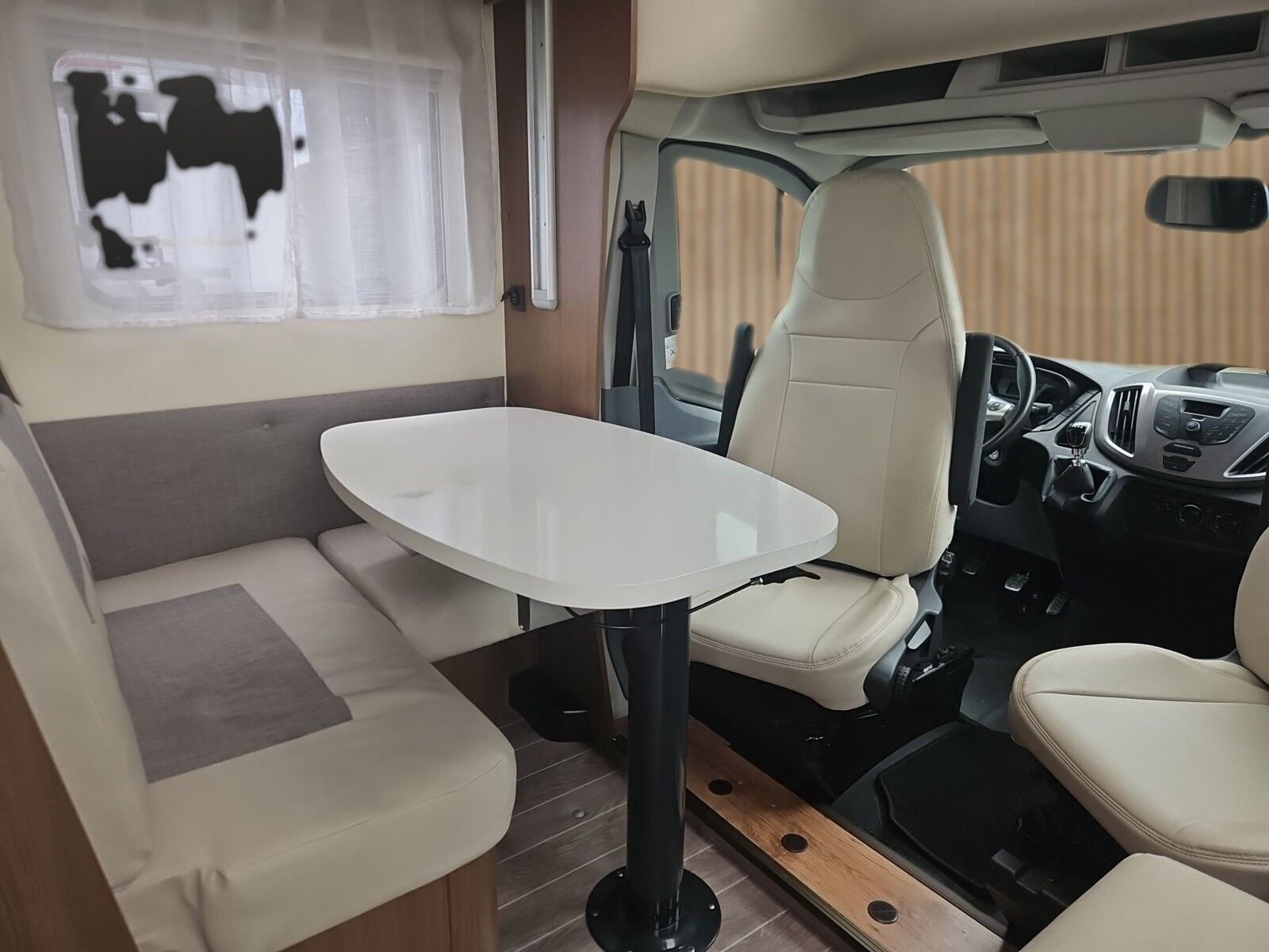 Fahrzeugabbildung Roller Team Auto-Roller 284 TL SAT / TV / Luftfederung