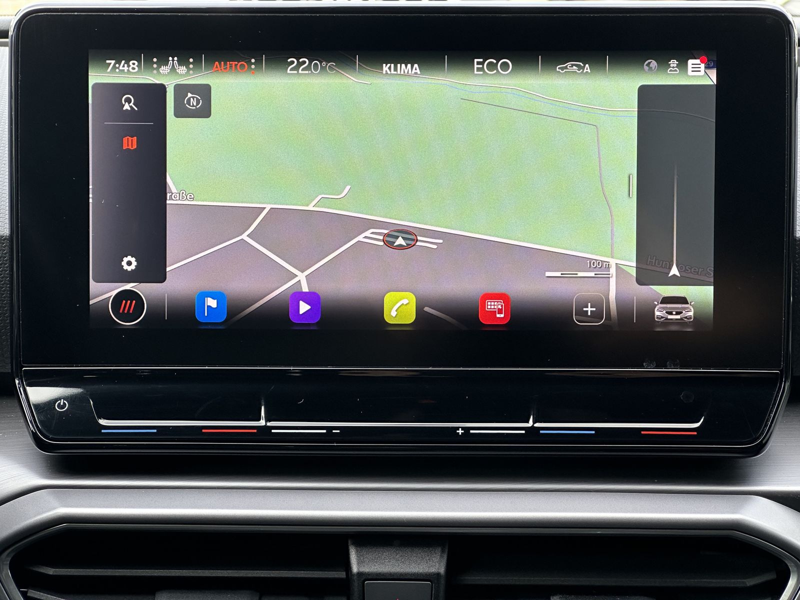 Fahrzeugabbildung SEAT Leon SpT FR e-Hybrid NAV+LED+AHK+18ZOLL+KESSY+VC