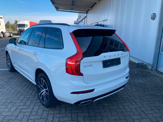 XC 90 T8  R-Design Expr. Recharge Plug-In Hybrid