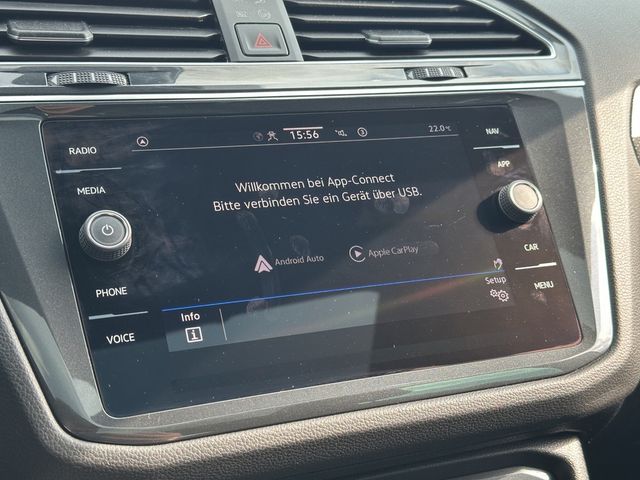 Tiguan 2.0 TDI R-Line DSG ACC FACEL. LED PANO