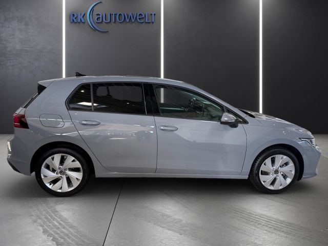 Golf VIII Life Facelift 1.5 TSI LED Navi Panoram
