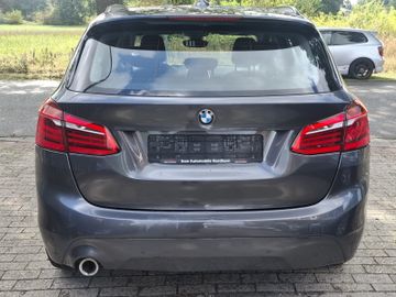 BMW 216 - 5