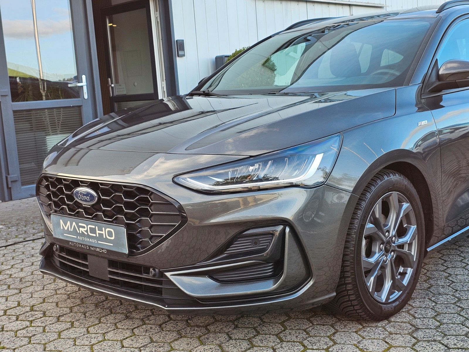 Ford Focus Turnier ST-Line*Automatik*CarPlay*R-Kamera imagem 2