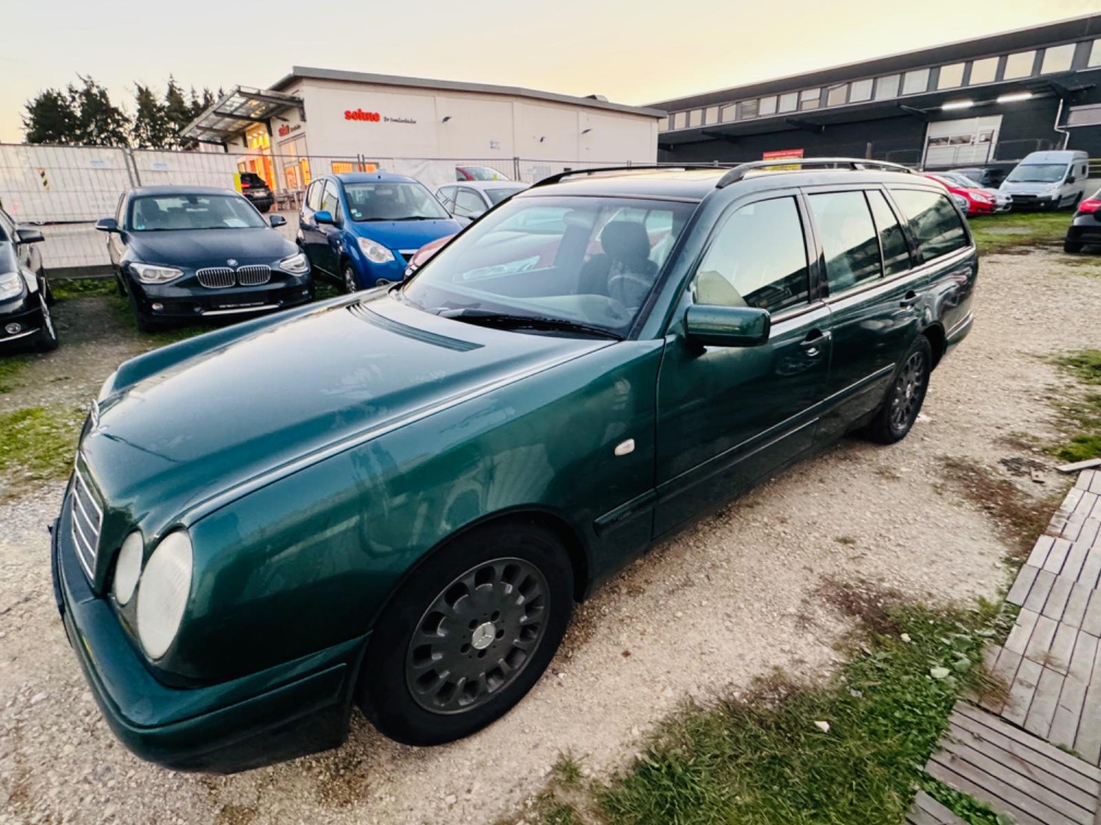 Mercedes-Benz E 240T*160TKM**ANHAMGKPLG*AUTOMIK*Tüv12/26