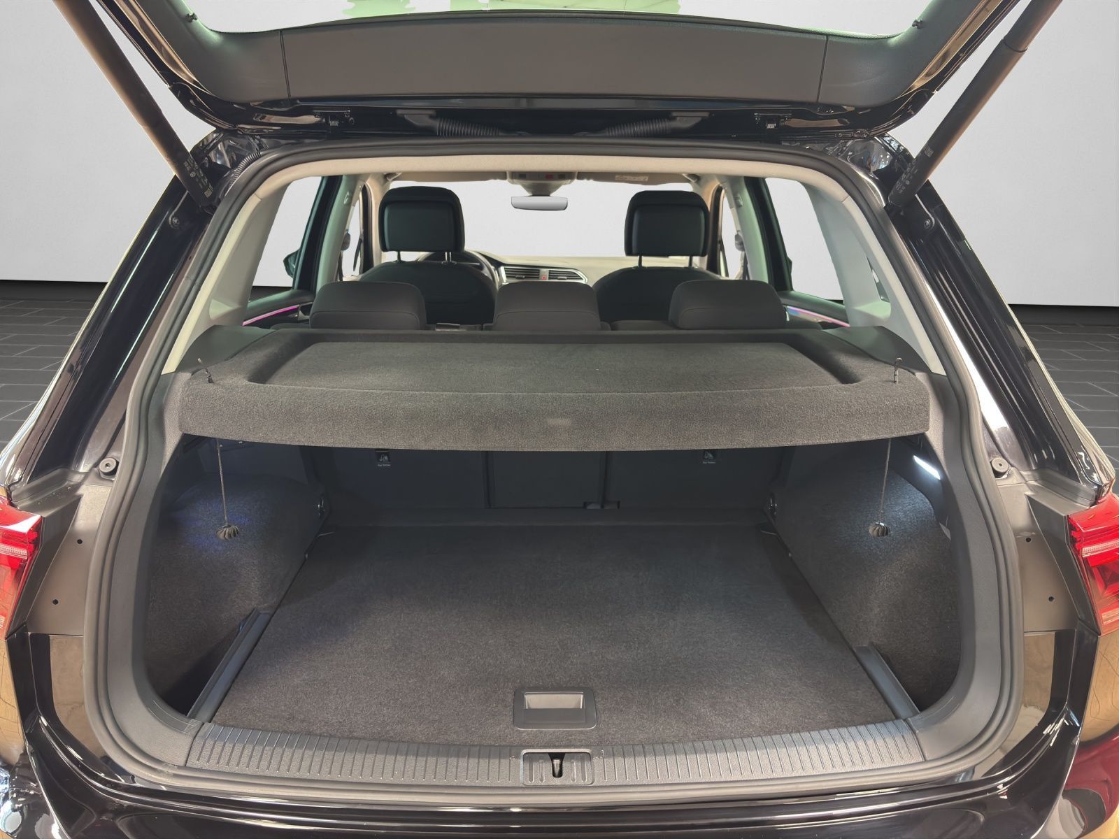 Volkswagen Tiguan - Bild 16