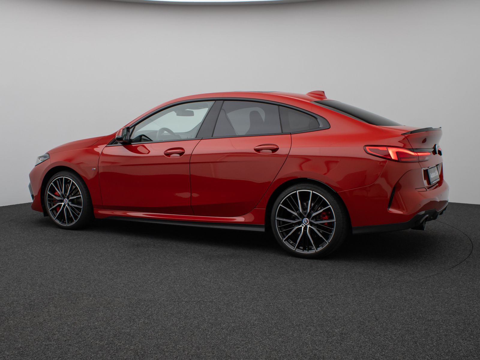 Fahrzeugabbildung BMW 220i Gran Coupé xDr M Sport Panorama Kamera H/K