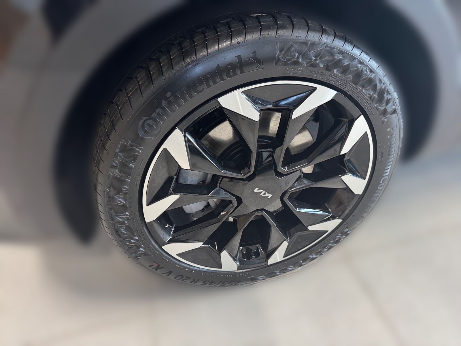 Fahrzeugabbildung Kia SORENTO 2.2D AWD DCT8 PLAT 6 NAP PREM GD