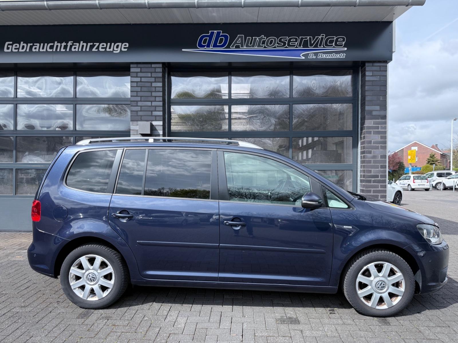 Volkswagen Touran Life AHK SHZ Navi.