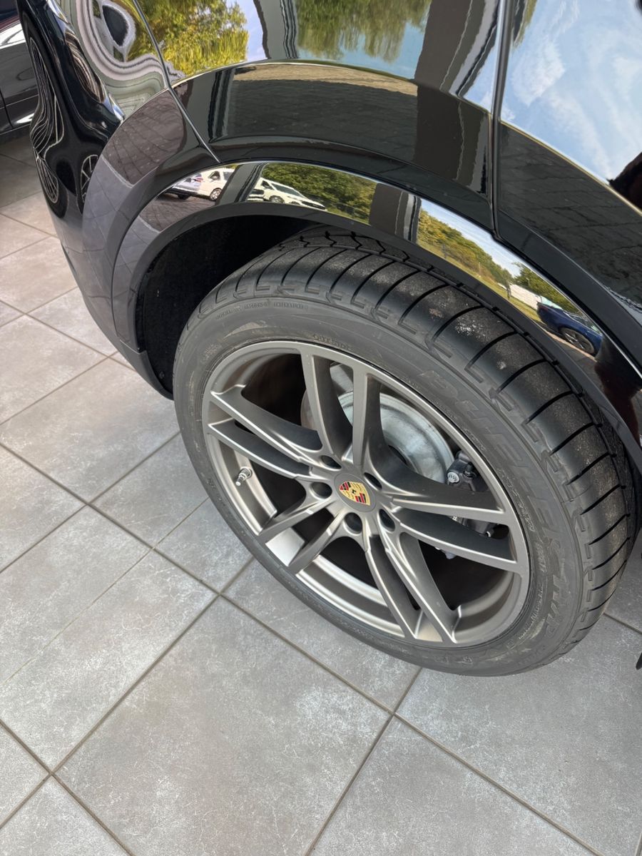 Fahrzeugabbildung Porsche Cayenne E-Hybrid/Innodrive/Panodach/