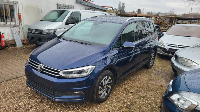 Volkswagen Touran 2.0 TDI SCR DSG "SOUND" 7-Sitze ACC AHK