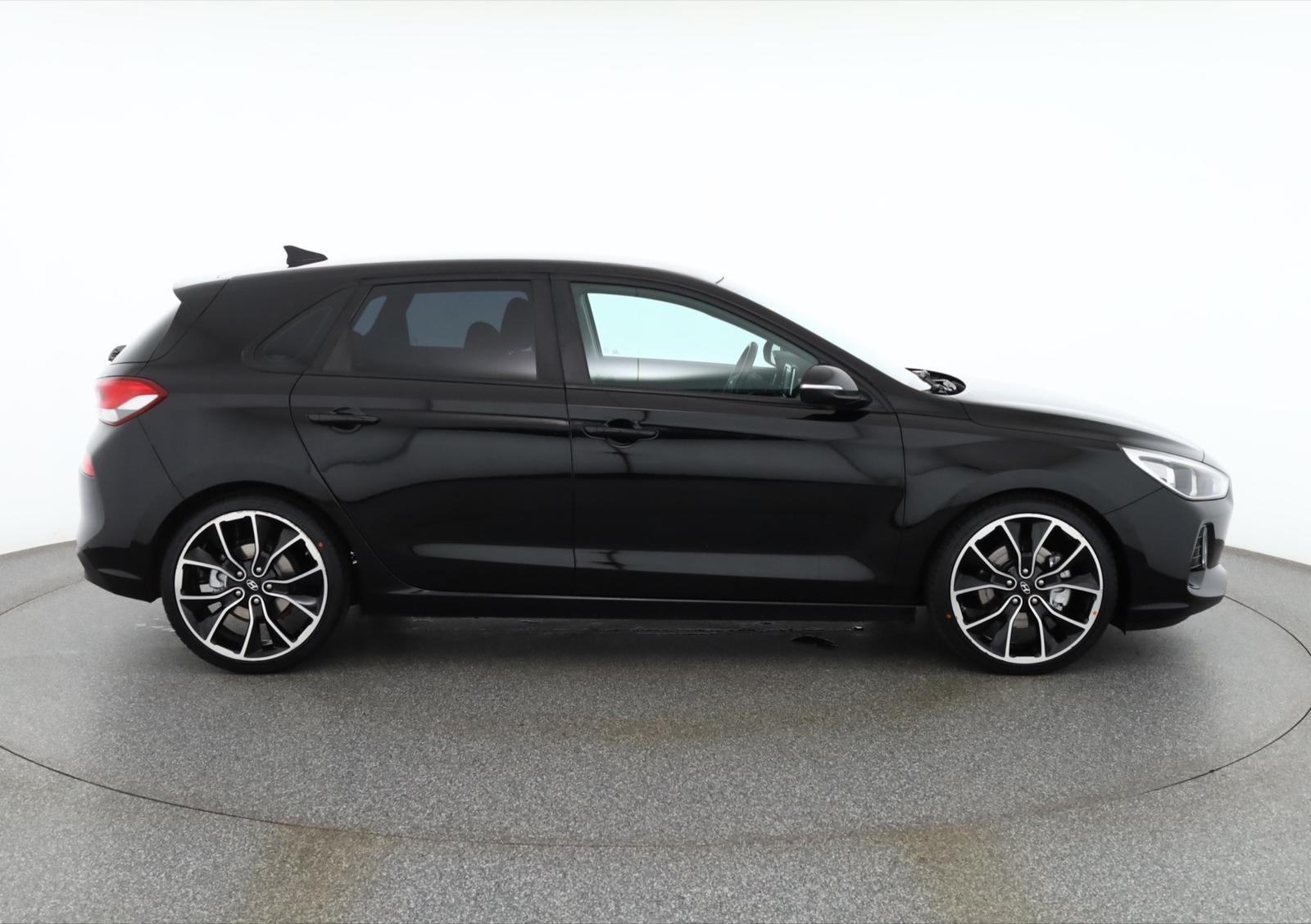 Hyundai i30 1.6 CRDi Aut. Navi Sitzheizung Kamera