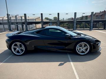 صورة 4 لـ 2024 Mclaren 750S