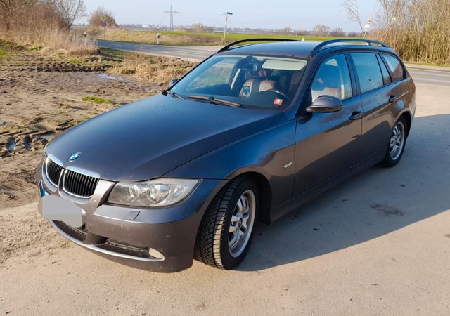 BMW 320d touring *DPF*LEDER*PDC*XENON*