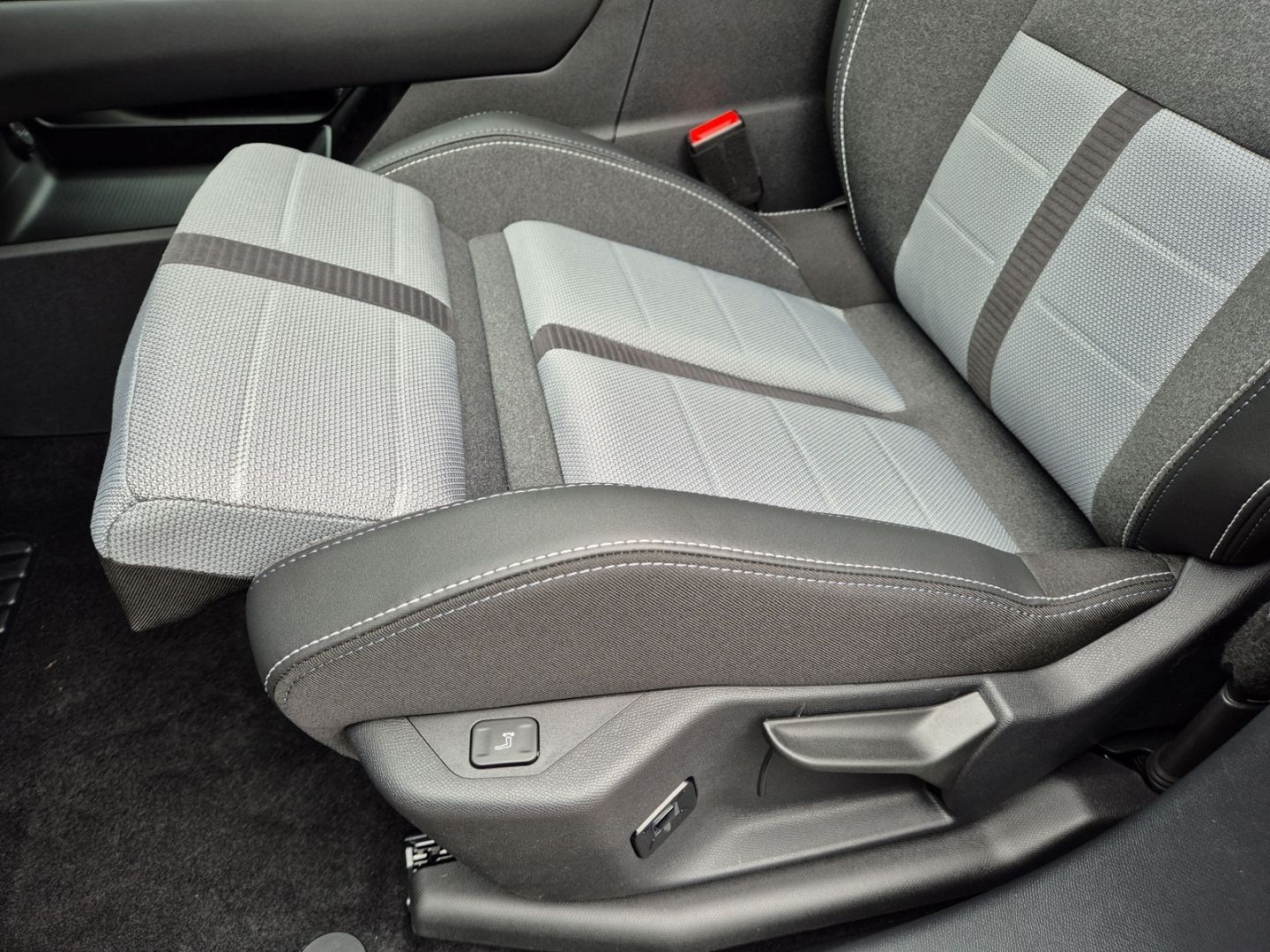 Opel Grandland (X) - Bild 21