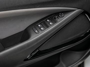 Opel Crossland 120 Jahre Fernlicht-Assistent Sitzhzg.