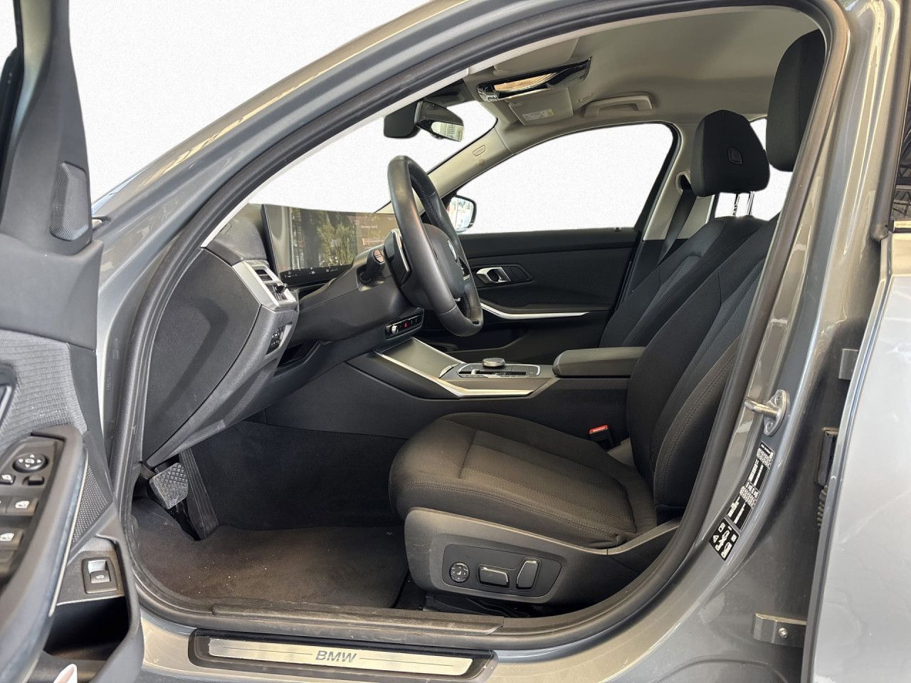 BMW 330 - Bild 17