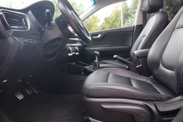 KIA Stonic - 10