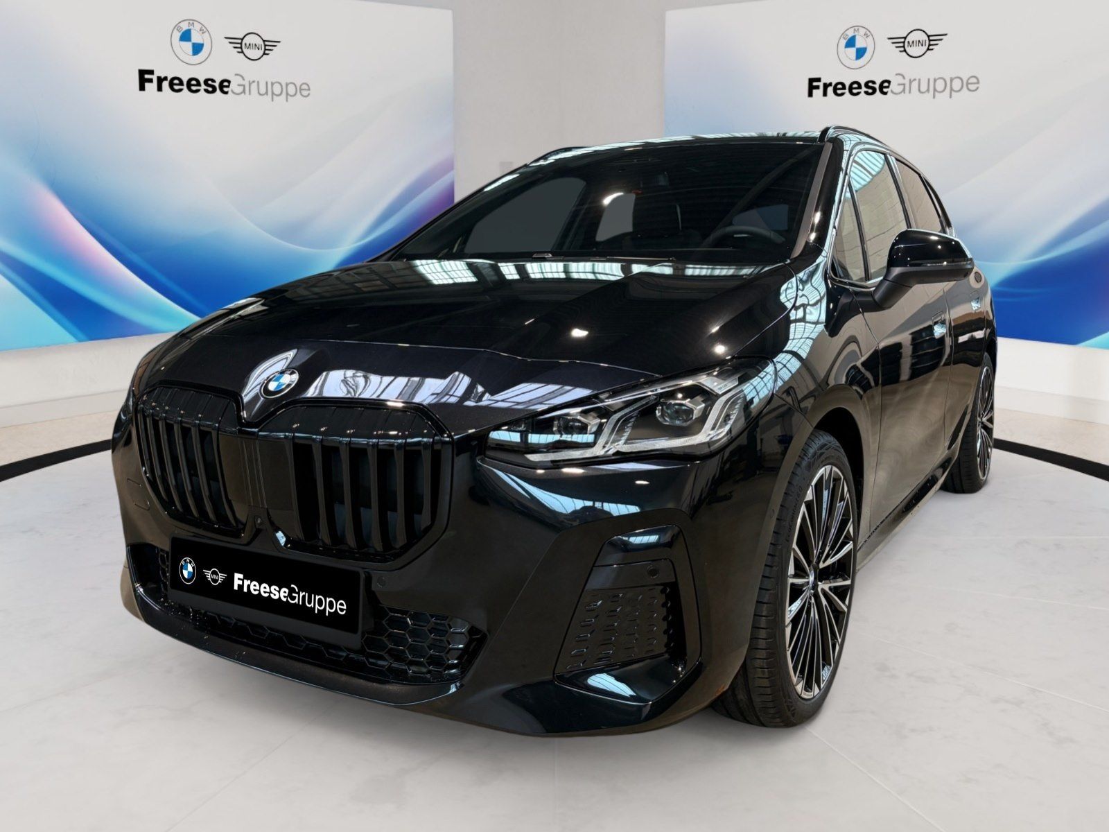 BMW 223d xDrive AHK 360° HEAD-UP PANO RFK HIFI LED