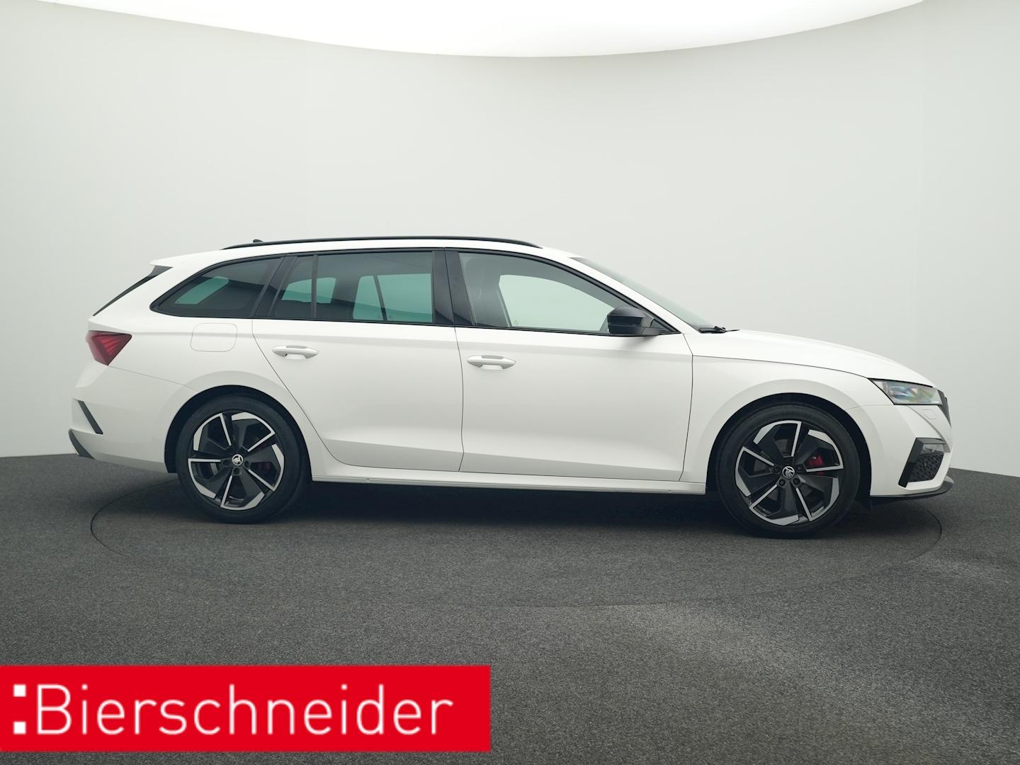 Skoda Octavia Combi 2.0 TDI DSG 4x4 RS MATRIX NAVI AHK