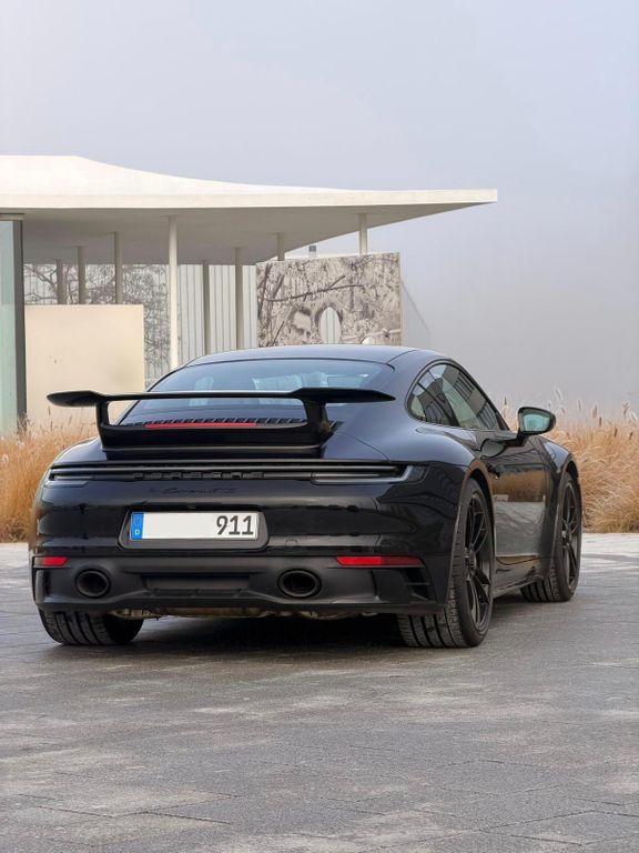 Image of Porsche 992