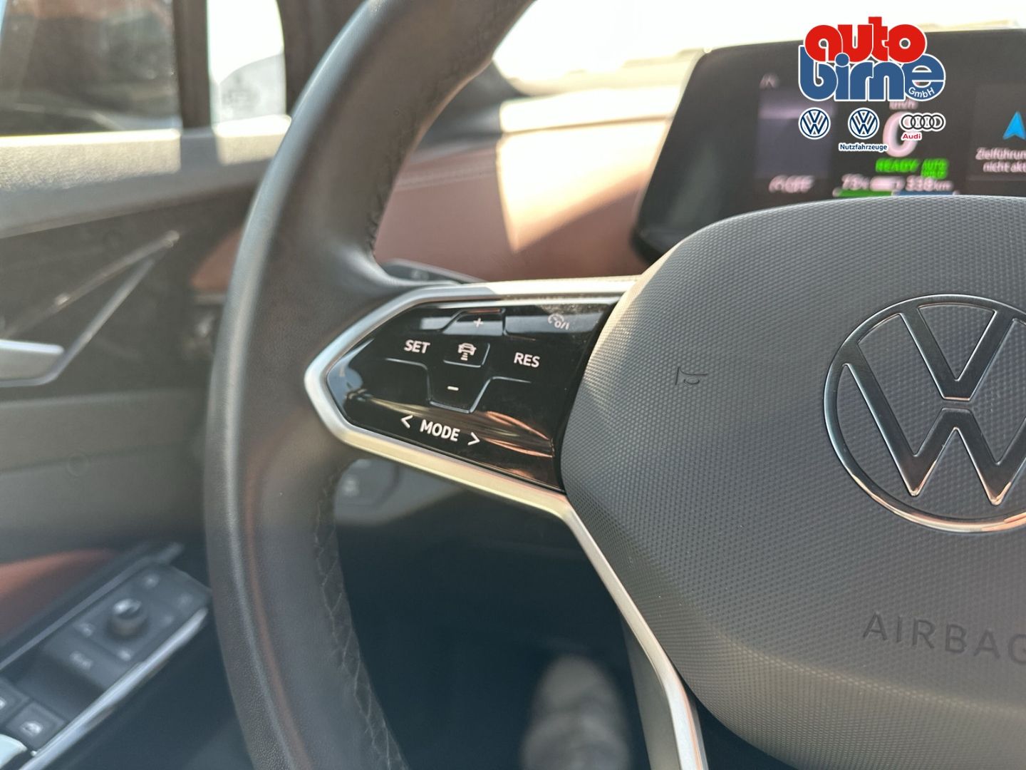ID.5 Pro   128KW  AHK Navi LED ACC CarPlay Klima