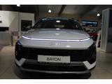 Hyundai BAYON FL (MY25) 1.0 T-GDI (100 PS) 6-MT 2WD Tren - weiße Hyundai BAYON