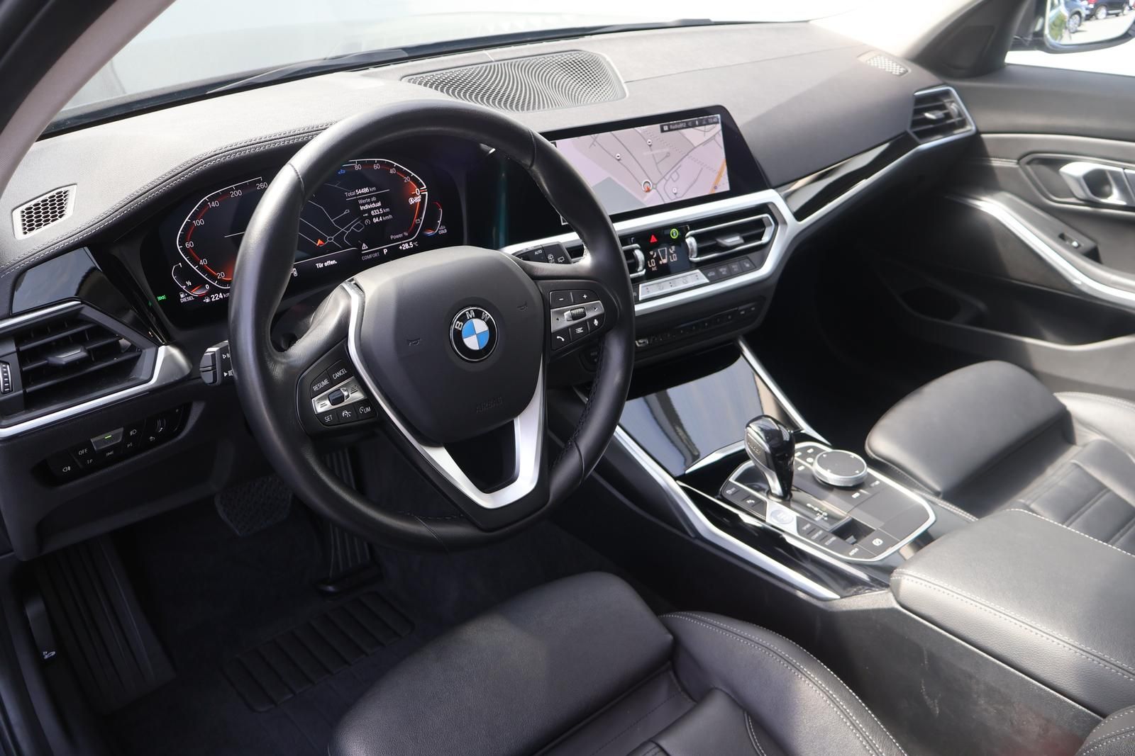 BMW 320 d Luxury Line 2.0 AHK LED RFK Pano CarPlay foto 10