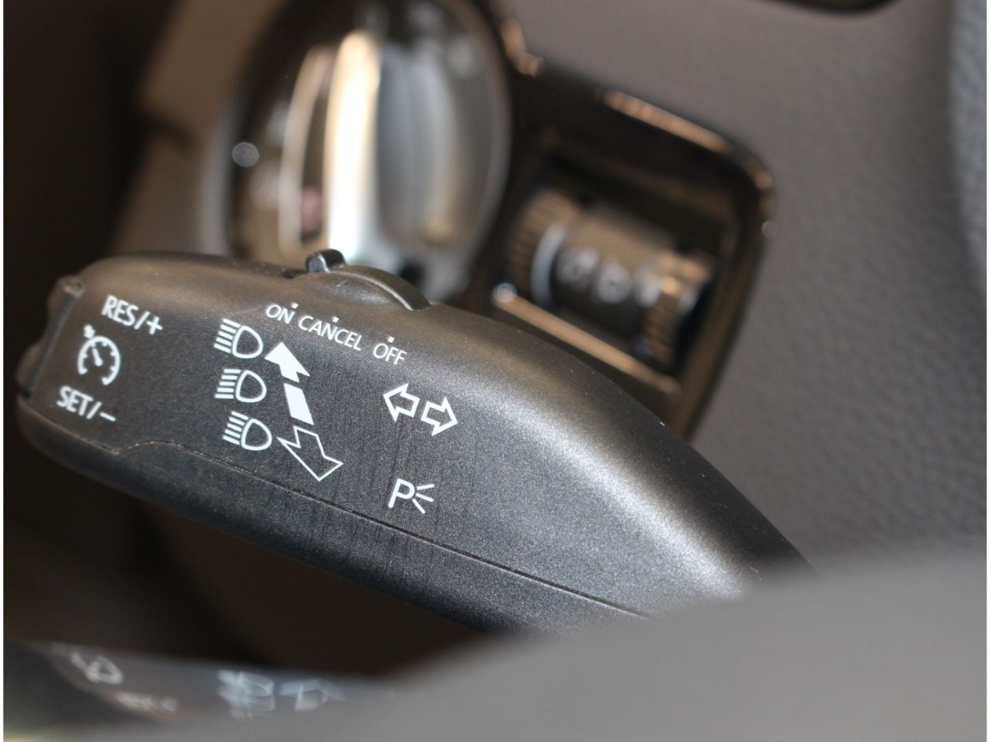 Fahrzeugabbildung Volkswagen Polo V BlueGT 1.4 TSI Klima+ Sitzh+Sportfahrwerk