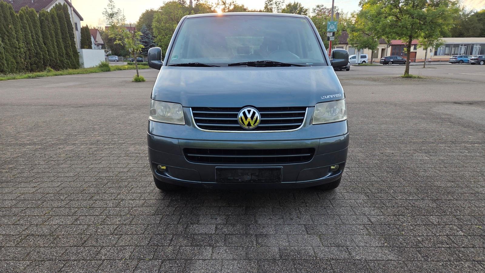 Volkswagen T5 Multivan United 5 Sitzer
