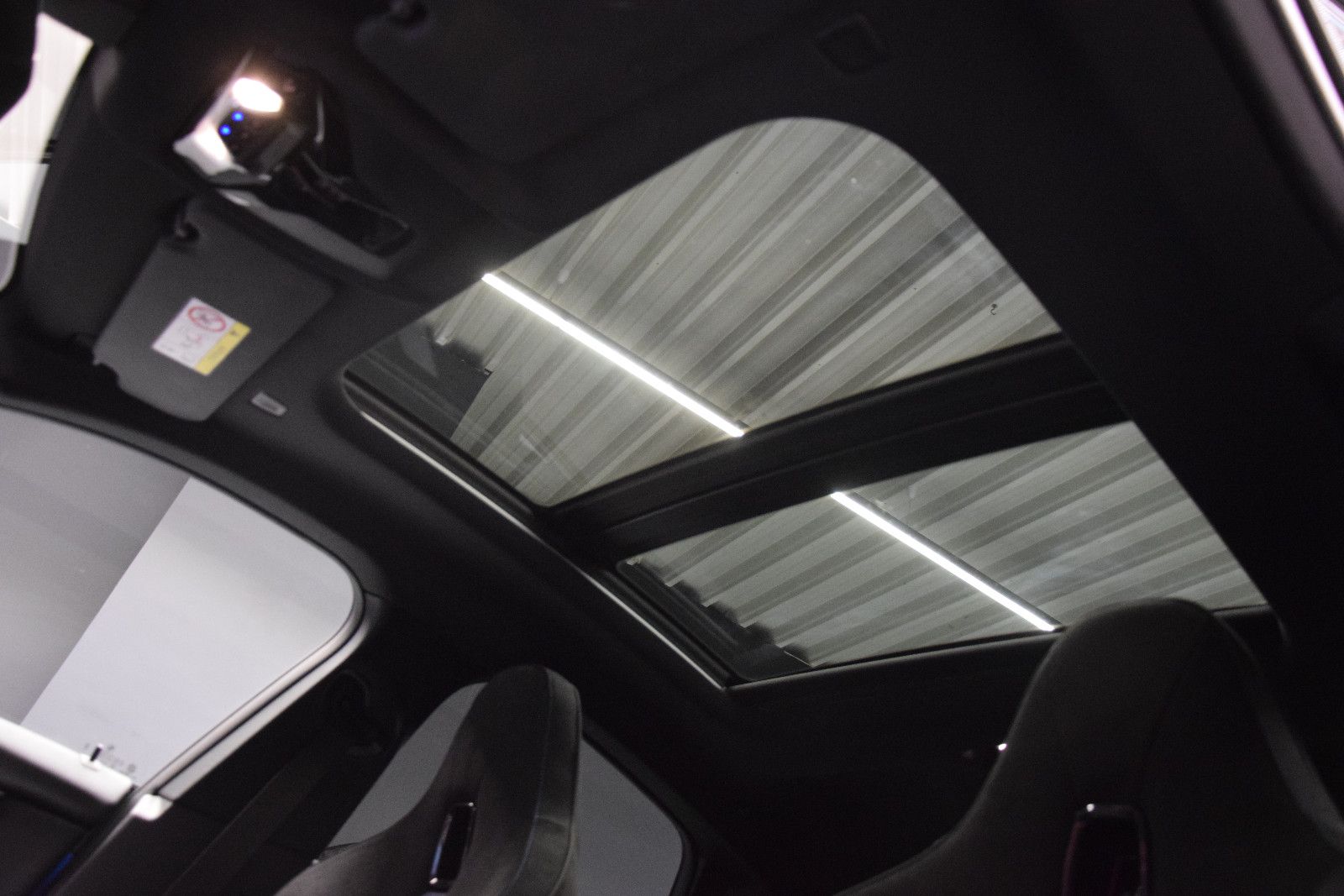 Fahrzeugabbildung BMW 218 i M Sport Gran Coupé Pano HuD Memory Schale