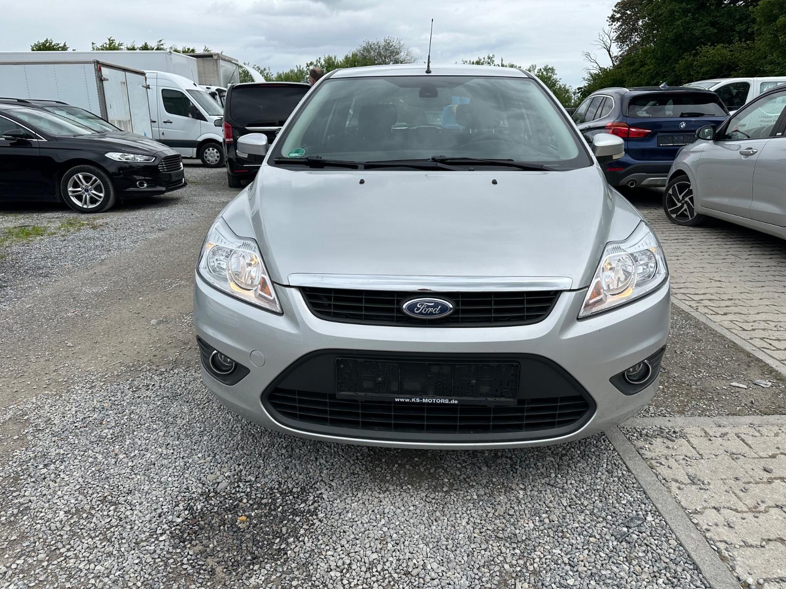 Ford Focus Turnier Style in Top Zustad