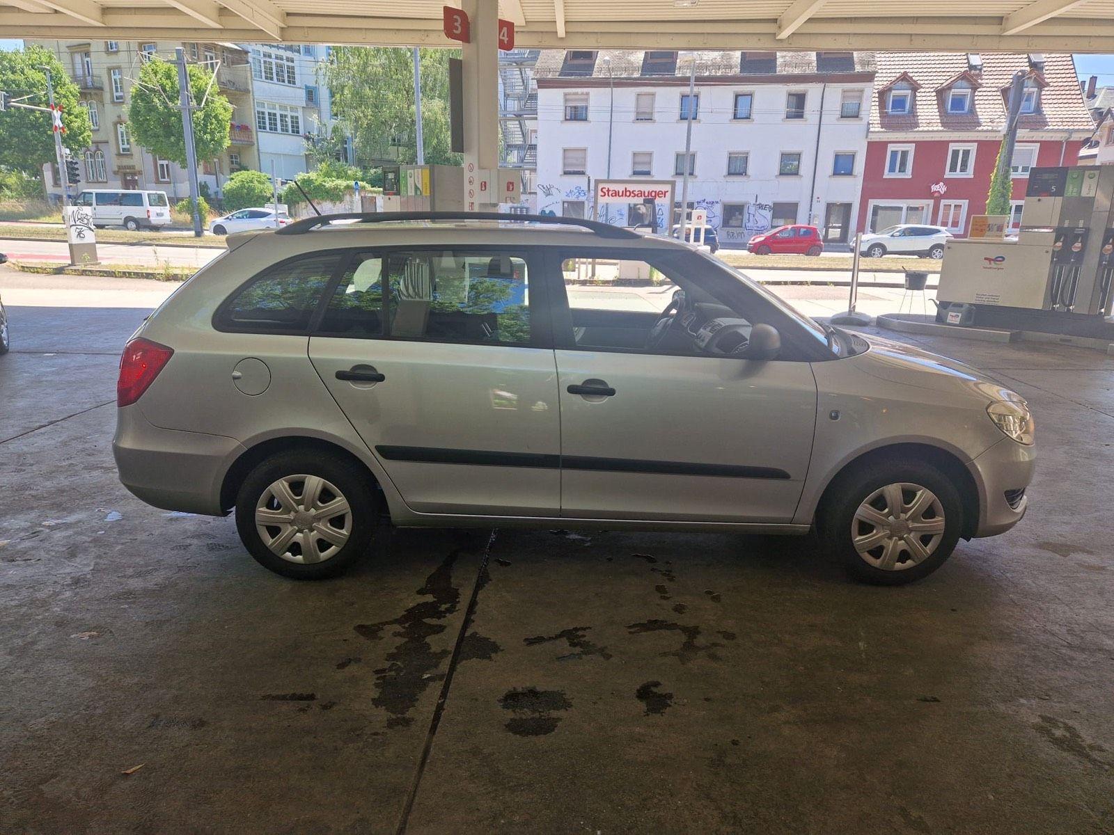 Skoda Fabia 2012 — photo 5