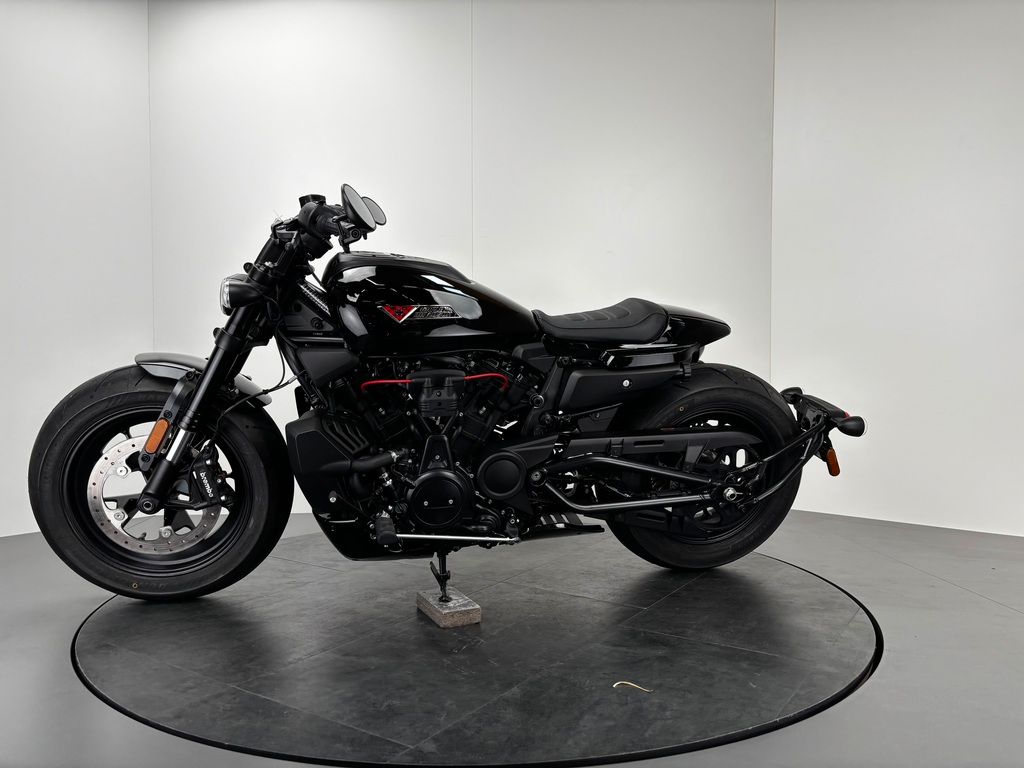 Fahrzeugabbildung Harley-Davidson RH1250S SPORTSTER *NEUWERTIG *KAUM KILOMETER