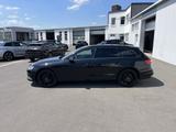 Audi A4 Avant 35 2.0 TFSI S tronic Blackline S-Line-O - mit Benzin-Antrieb: Kombi, 3.0