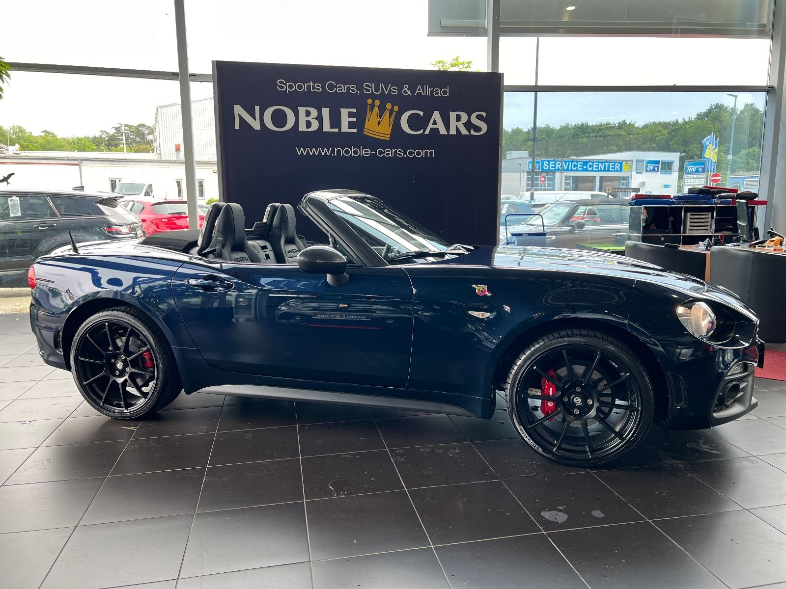 Fahrzeugabbildung Abarth 124 Spider Turismo BOSE NAVI LEDER