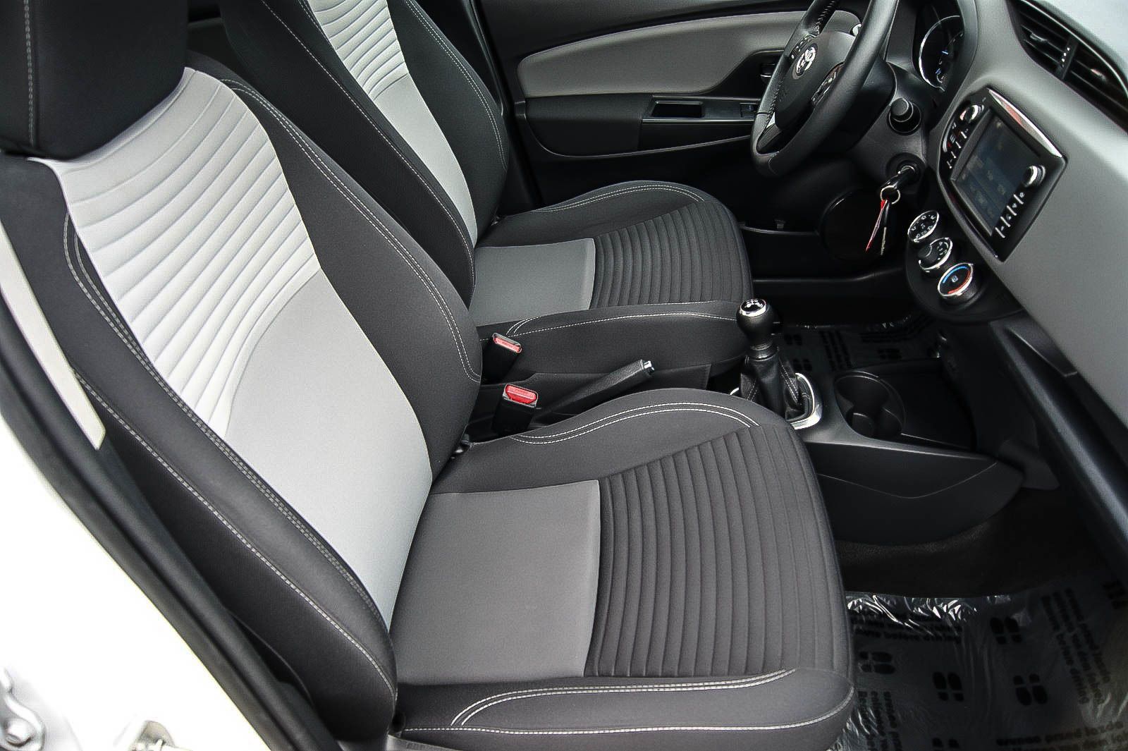 Fahrzeugabbildung Toyota Yaris 1.0 VVT-i Comfort KAMERA KLIMA SPURASSIST