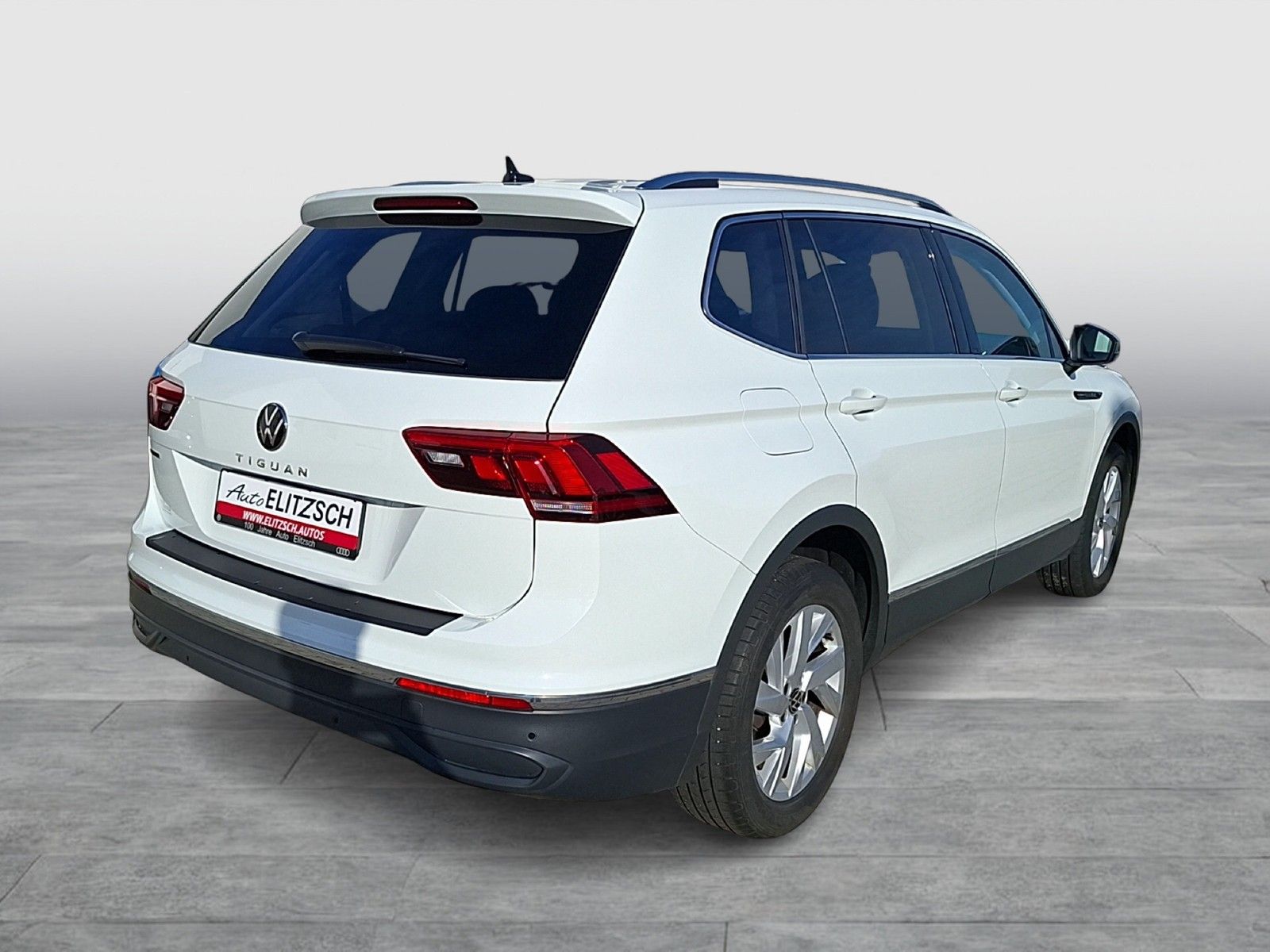 Fahrzeugabbildung Volkswagen Tiguan Allspace TSI Life DSG 7-Si LED Navi VC HU