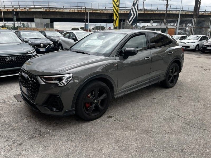 Image of Audi Q3