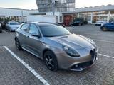 Alfa Romeo Giulietta Super - Automatik - Diesel - TÜV NEU