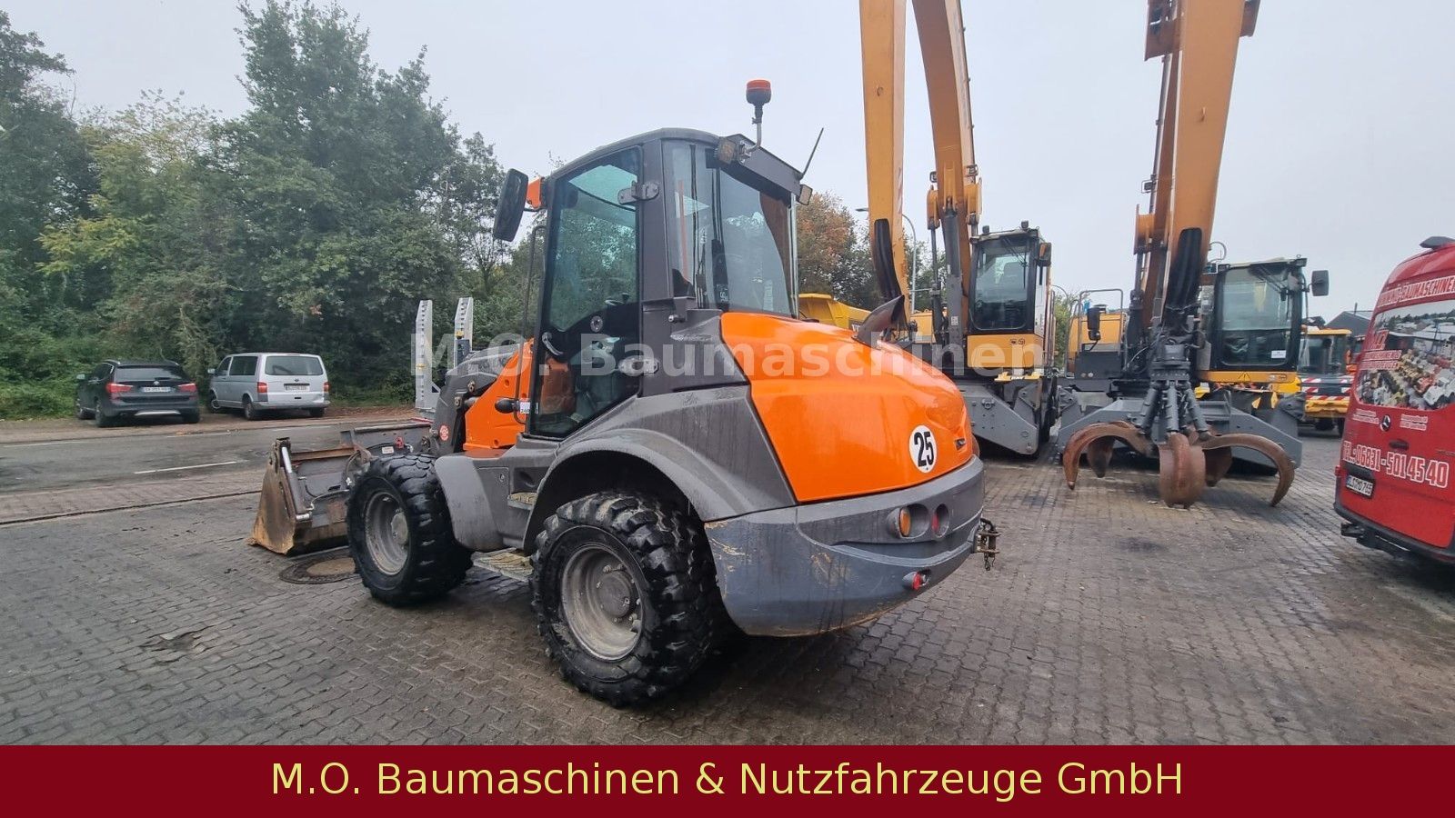 Fahrzeugabbildung MECALAC AS 900 Booster / Klappschaufel /SW/