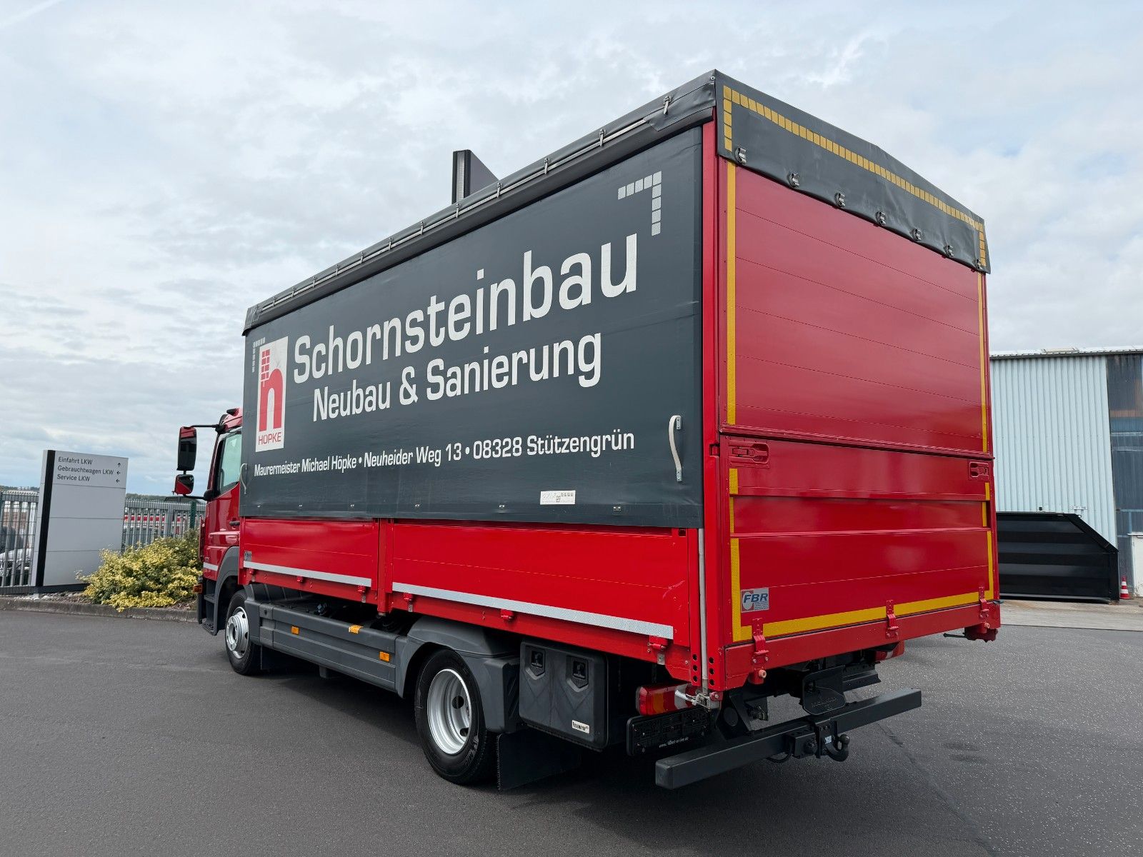 Fahrzeugabbildung Mercedes-Benz Atego 923 L 3 Sitze Standh. Ausbau