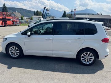 Volkswagen Touran - 5
