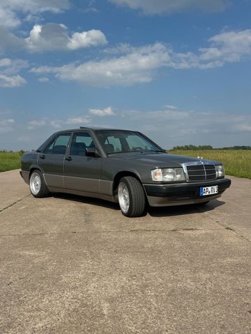 Mercedes-Benz Mercedes Benz 190E 1.8