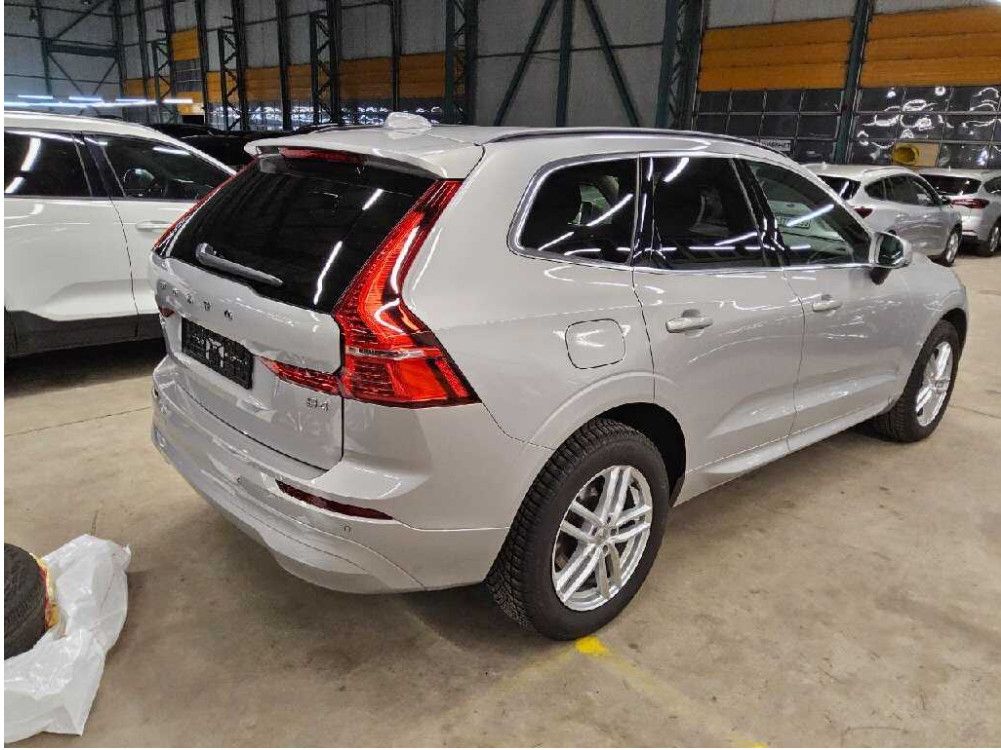 Fahrzeugabbildung Volvo XC60 B4 Core Aut. ACC/LED/NAVI/HIFI/SHZ/RFK/AHK