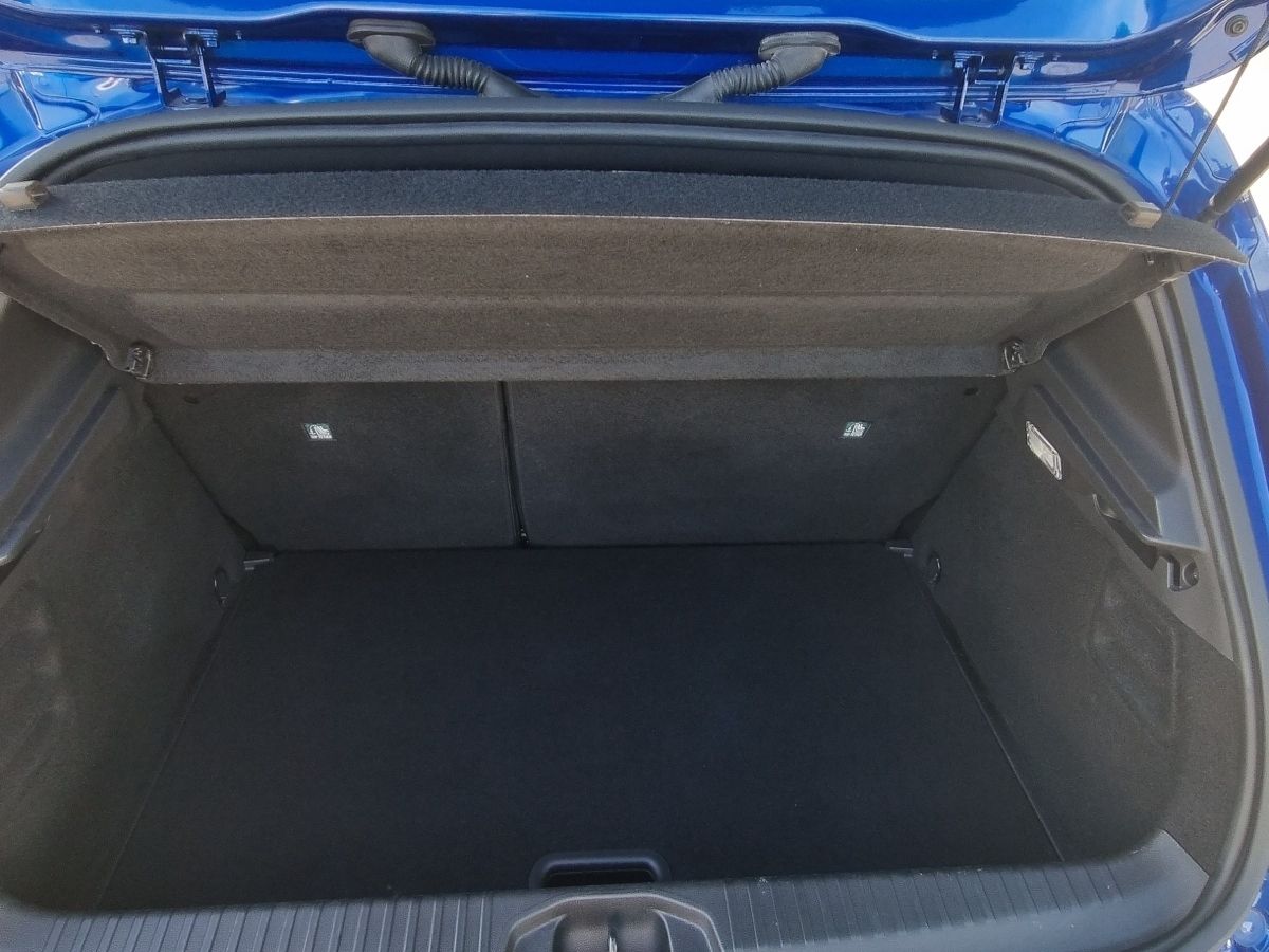 Fahrzeugabbildung Renault Clio INTENS TCe 130 EDC